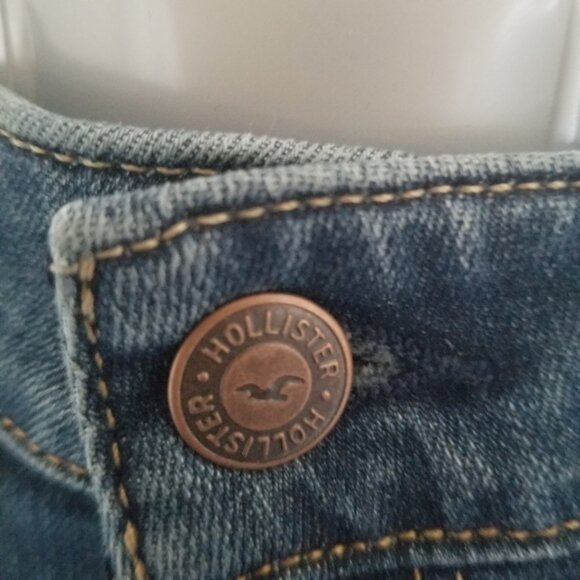 Hollister Boot Cut Jeans - Picture 4 of 10